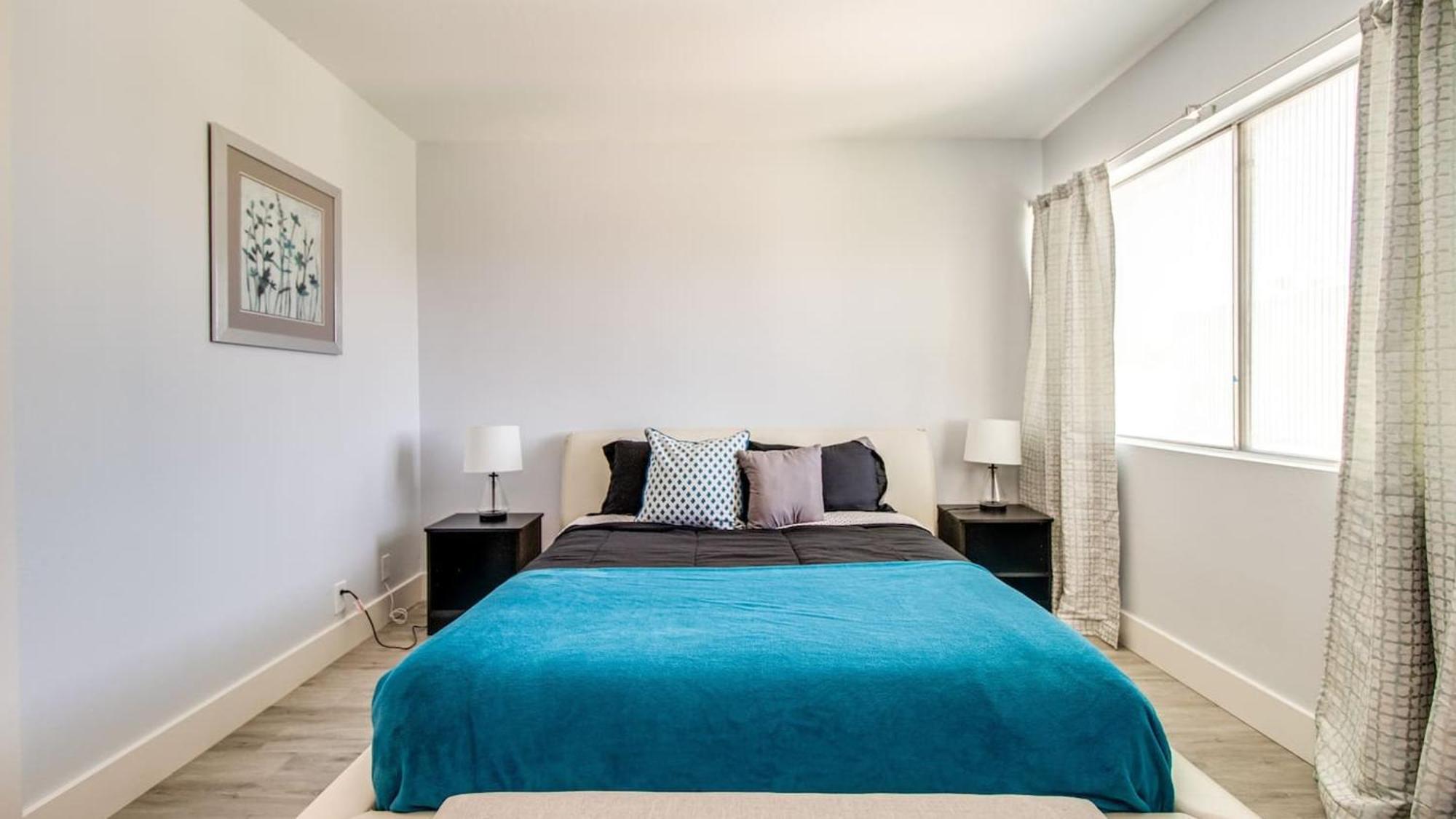 Contemporary In Hub Of Old Town Casa de férias Scottsdale